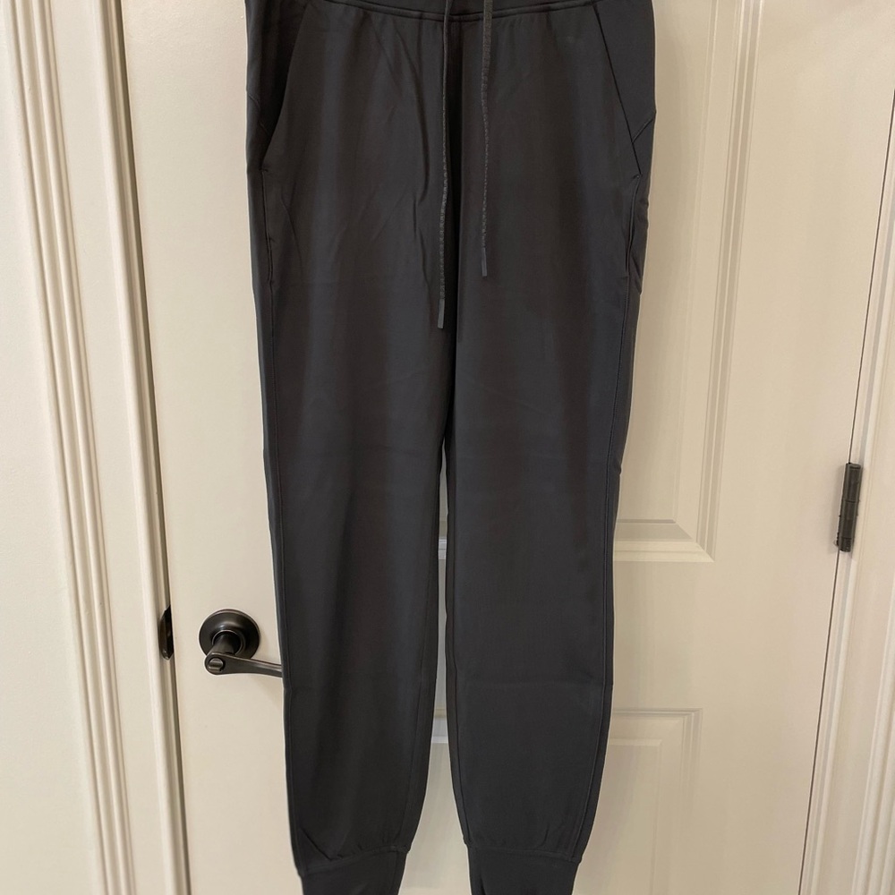 Lululemon ready to rulu joggers